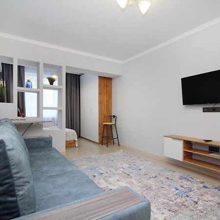 Cozy Studio In The Best Area! 3 Almaty Ngoại thất bức ảnh