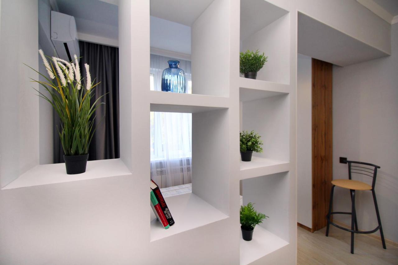 Cozy Studio In The Best Area! 3 Almaty Ngoại thất bức ảnh
