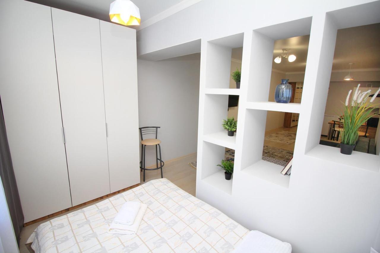 Cozy Studio In The Best Area! 3 Almaty Ngoại thất bức ảnh